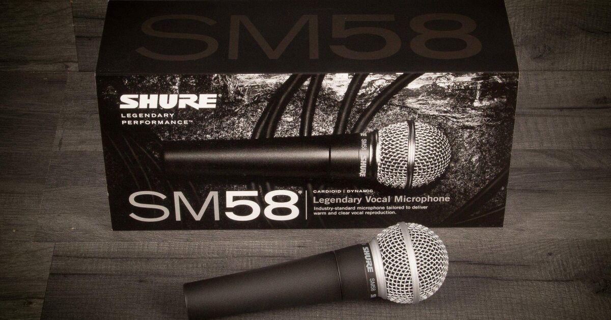 Mua micro karaoke thì nên chọn thương hiệu nổi tiếng nào?