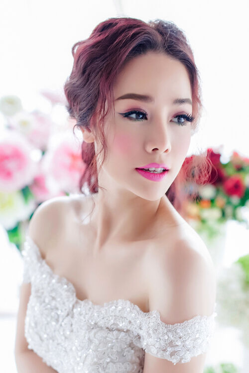 Mùa thu này, xu hướng trang điểm cô dâu nào sẽ lên ngôi?