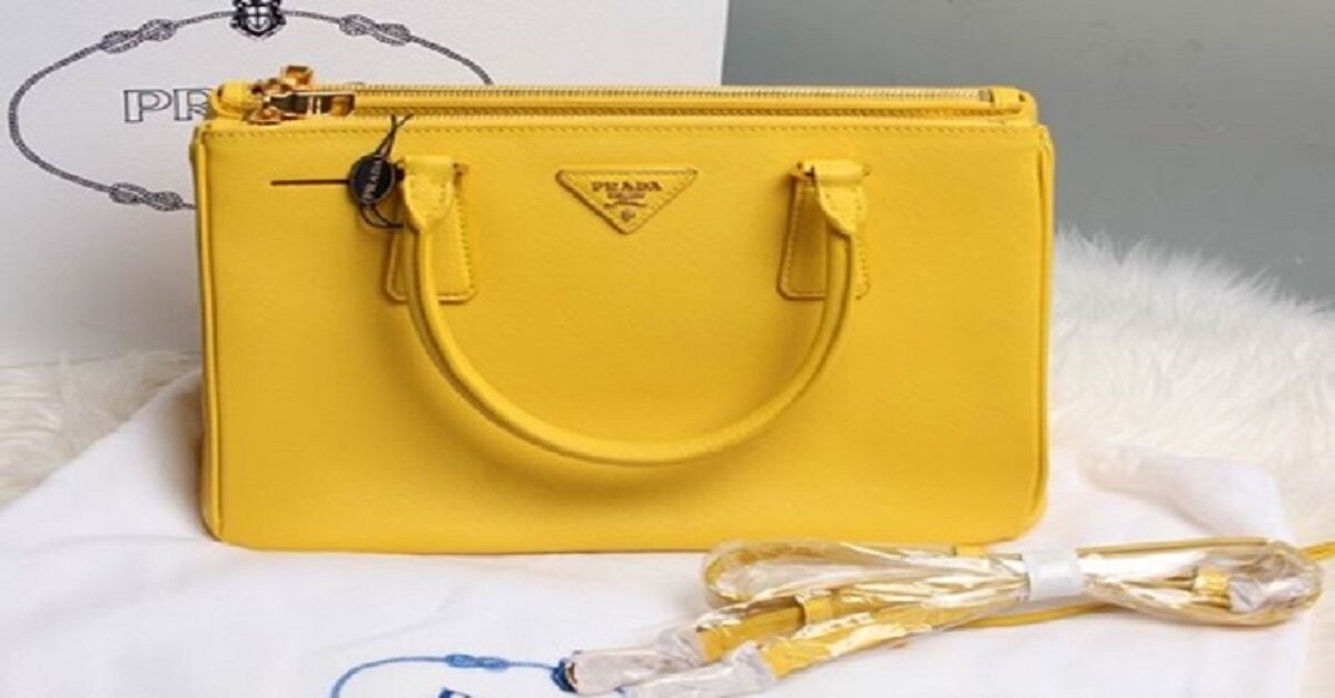 Mua túi xách đeo chéo uy tín, giá thành hấp dẫn ở đâu?