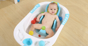 Muốn mua chậu tắm tốt cho con, các mẹ cần biết điều này!