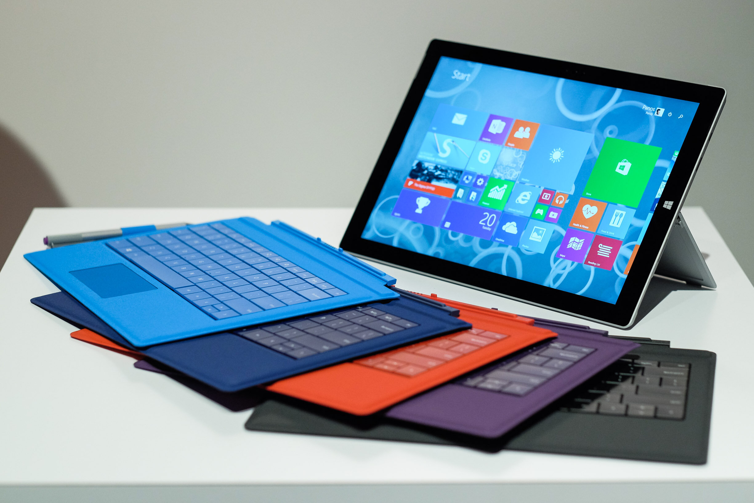 Laptop tháo rời màn hình Surface Pro 3 thiết kế mỏng nhẹ 