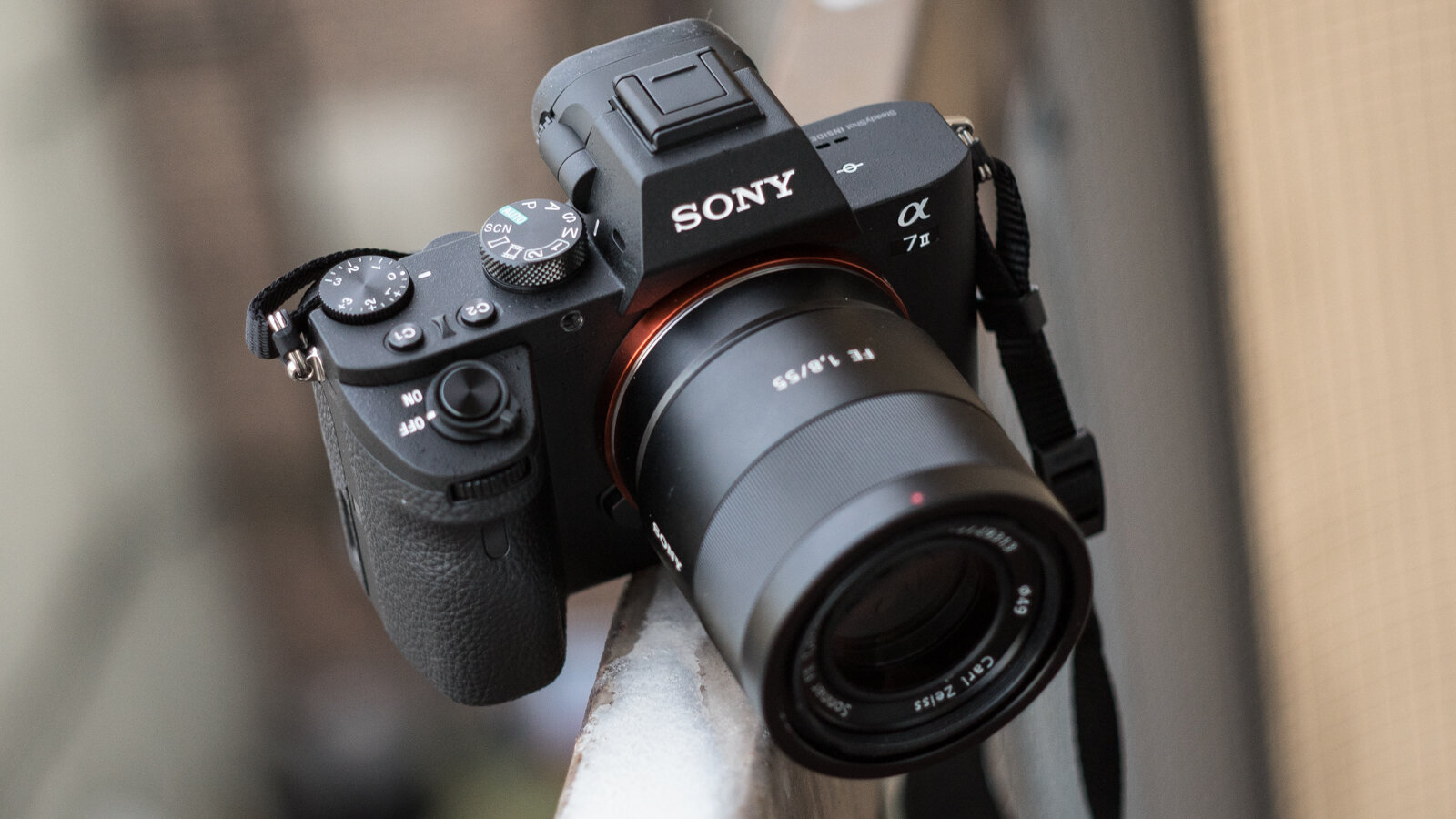 Sony Alpha A7S Mark II là dòng máy ảnh quay phim chuyên nghiệp