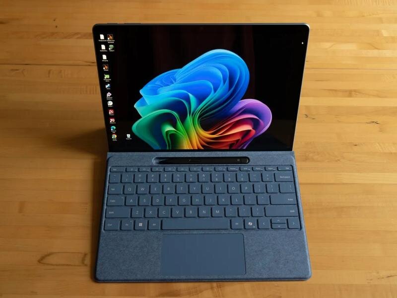 TOP 5 laptop cho nhu cầu học tập và giải trí, phù hợp với tân sinh viên 2025