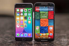Nên chọn iPhone 6 Plus hay Motorola Moto X vào dịp cuối năm?