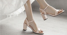 Nên chọn loại giày nào để làm phái đẹp ưng lòng ngày 8/3?