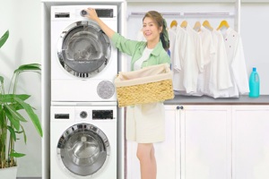 Nên đặt máy giặt và máy sấy chồng lên nhau, hướng dẫn cách lắp an toàn nhất
