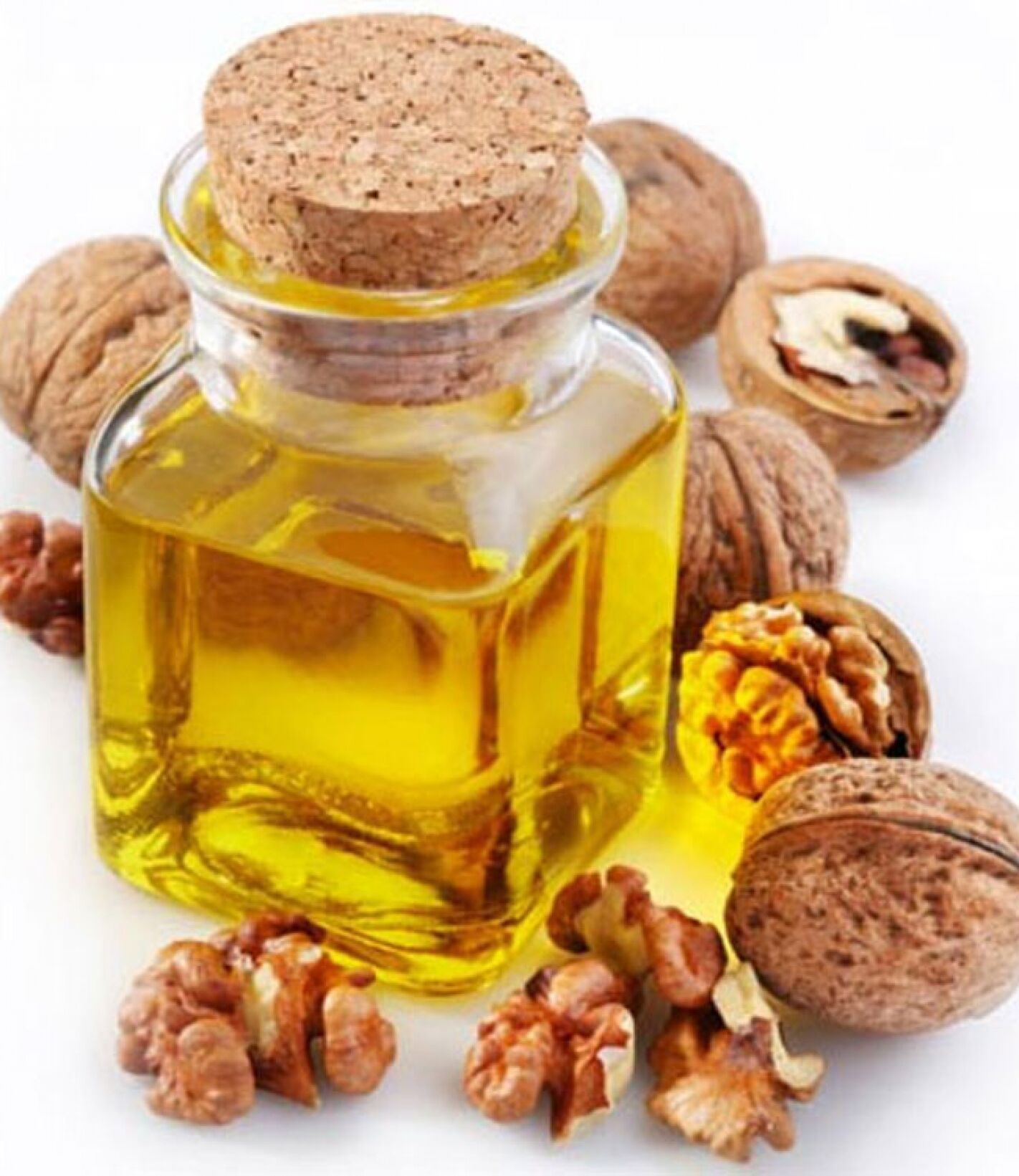 Nên mua dầu ăn nào tốt nhất cho bé?