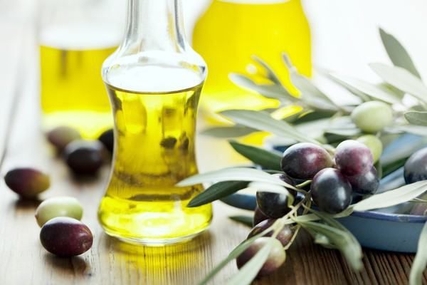 Nên mua dầu Oliu loại nào tốt nhất?