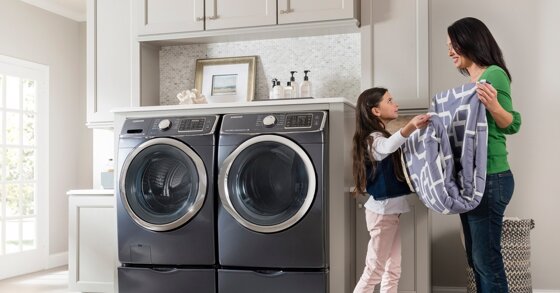 Nên mua máy giặt sấy quần áo hay máy sấy quần áo và máy giặt?