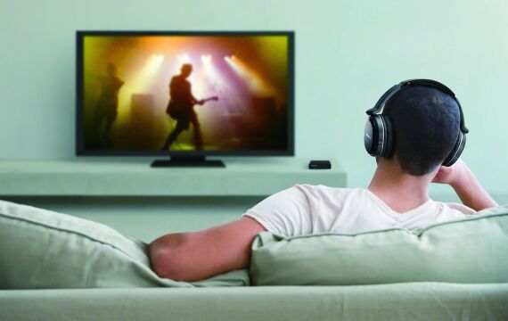 Nên mua Smart tivi hay Internet tivi kèm Android box