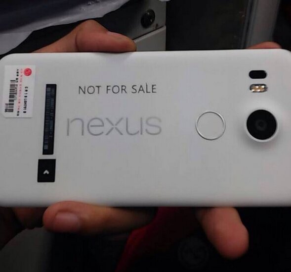Nexus bất ngờ lộ ảnh thực tế đầu tiên