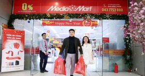 Ngày 8/ 3 – Chọn quà truyền thống hay hàng điện máy, công nghệ cho hiện đại