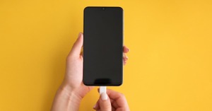 Nguyên nhân và cách khắc phục điện thoại không lên nguồn