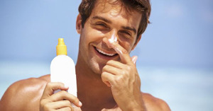 Những điểm thú vị khi nam giới dùng kem chống nắng cho da