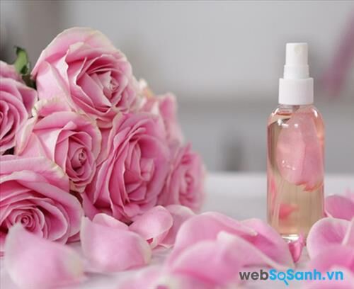 Những điều cần biết về nước hoa hồng
