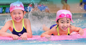 Những lưu ý khi chọn mũ bơi cho bé gái mà bạn nên biết