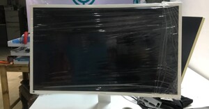 Những lưu ý khi mua màn hình máy tính Samsung giá rẻ