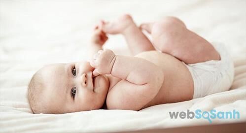 Những lưu ý mẹ cần nhớ khi sử dụng tã giấy cho bé