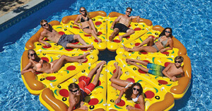 Những mẫu phao bơi biển được yêu thích nhất năm 2020