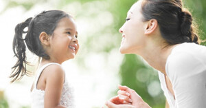 Những món đồ mà mẹ không thể thiếu khi chăm sóc bé yêu.