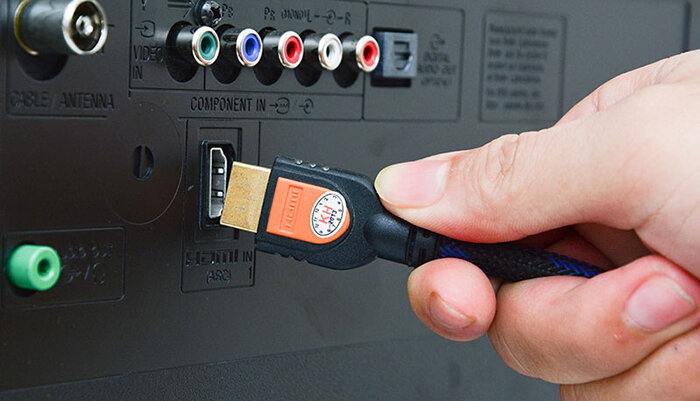 Những tiện ích của cổng USB tivi có thể bạn chưa biết