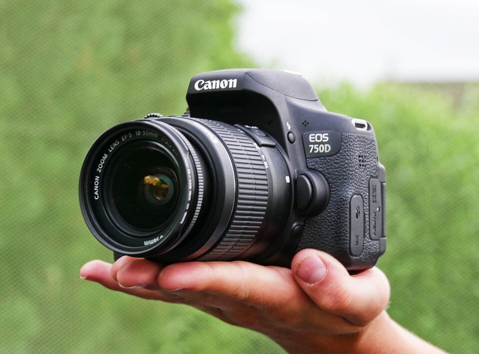 Canon EOS 750D sở hữu nhiều tính năng vô cùng hấp dẫn