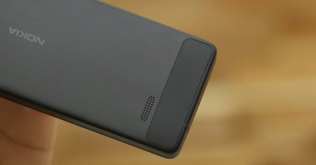 Nokia 515: Điện thoại di động phổ thông có giá đắt hơn cả smartphone