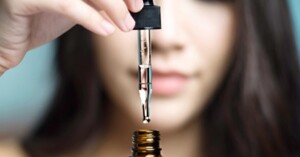 Note lại những điều quan trọng khi mua serum trị mụn cho da dầu