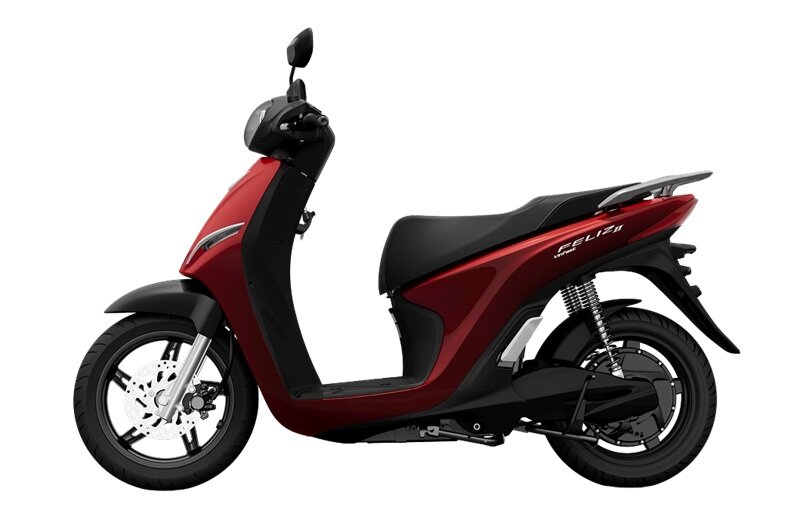 Xe máy điện có cần bằng lái không? Bao nhiêu tuổi được sử dụng?