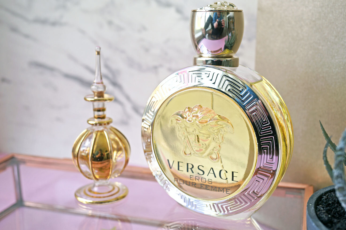 Nước hoa Versace Eros pour femme - hương hoa cỏ cho nàng thêm quyến rũ