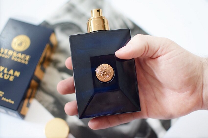 Nước hoa Versace Pour Homme Dylan Blue - dòng nước hoa nam mới đầy mạnh mẽ và sang trọng