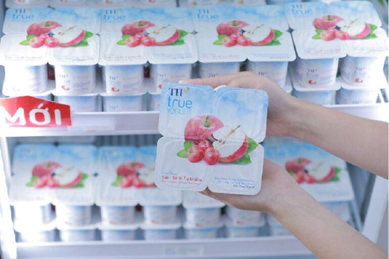 Sữa chua TH true Yogurt táo - sơ ri mới