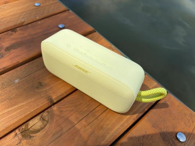 Bose SoundLink Plus: Loa Bluetooth mạnh mẽ, nhưng trải nghiệm đắm chìm còn hạn chế