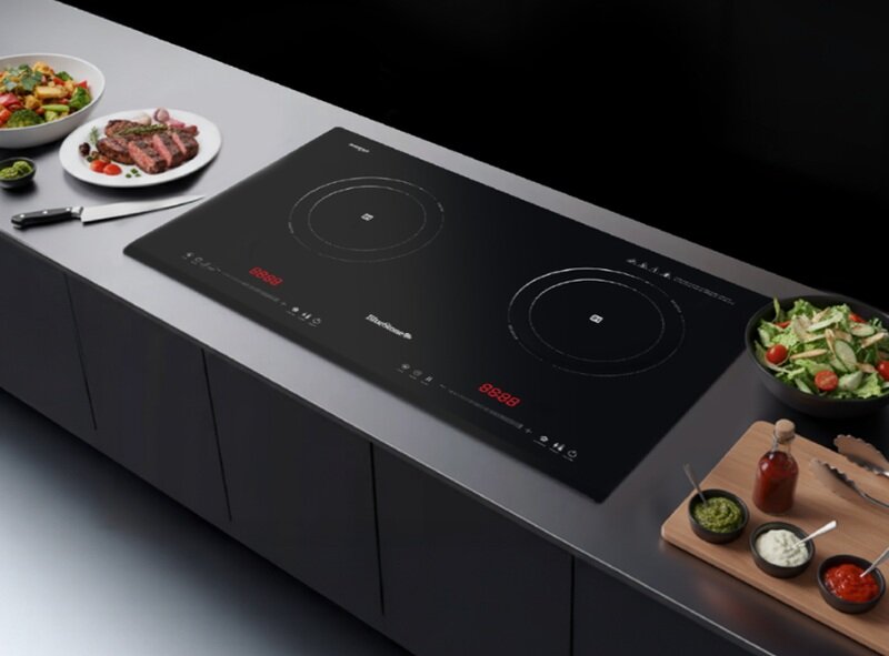 Bếp từ đôi BlueStone ICB-6825 gây bất ngờ vì giá chỉ 4 triệu đồng mà chất lượng vượt trội