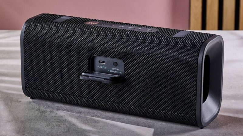 Đánh giá loa bluetooth Sony ULT Field 3: Nên mua hay không?