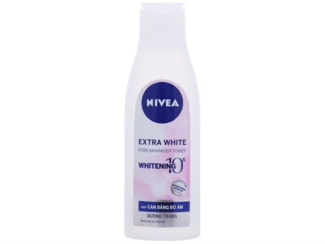 Nước hoa hồng Đức Nivea Extra White Pore Minimiser Toner.