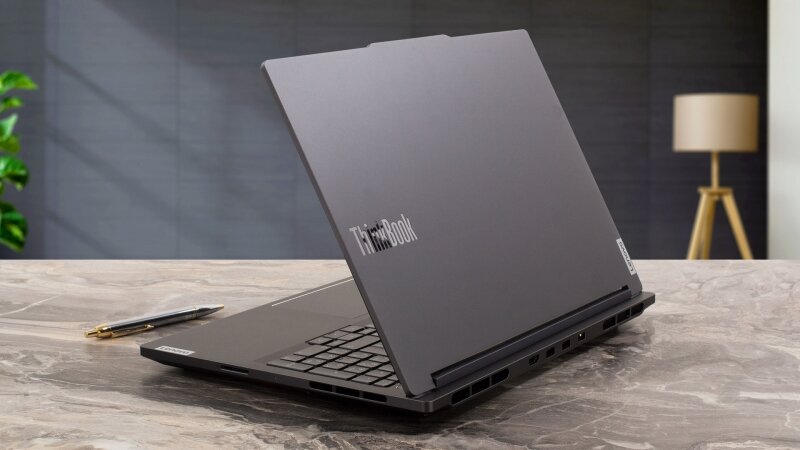 Lenovo ThinkBook 16p Gen 4: Laptop business hay laptop gaming ngụy trang?