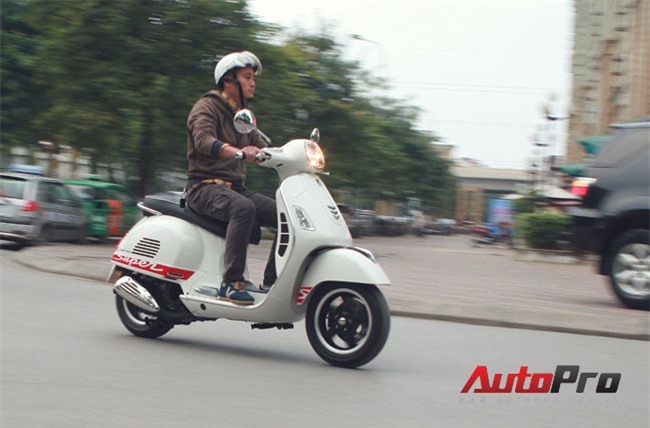 Vespa GTS Super 125: Đơn giản và phù hợp hơn 4