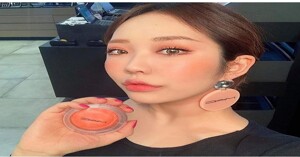 Phấn má MAC là sự lựa chọn cá tính, hiện đại cho các cô nàng