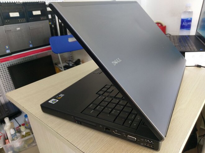 Ổ cứng là bộ phận lưu trữ dữ liệu của laptop 