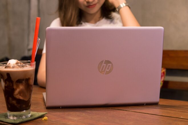 HP Pavilion ra màu hồng nữ tính cho phái nữ