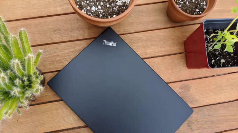Lenovo ThinkPad X13 (AMD)