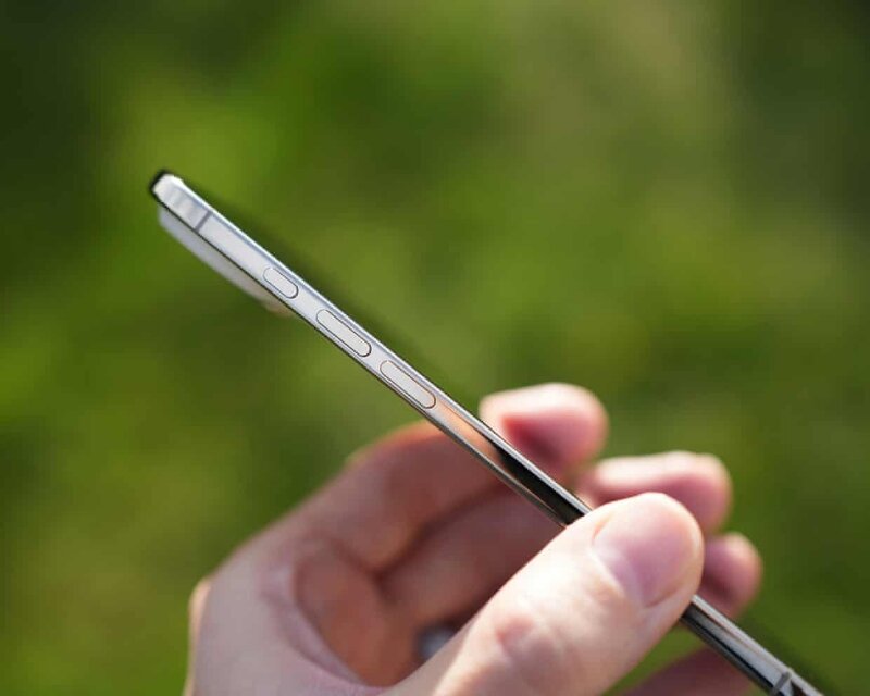 Giá iPhone 17 Air lại lao dốc mạnh, mạnh vô đối trong phân khúc