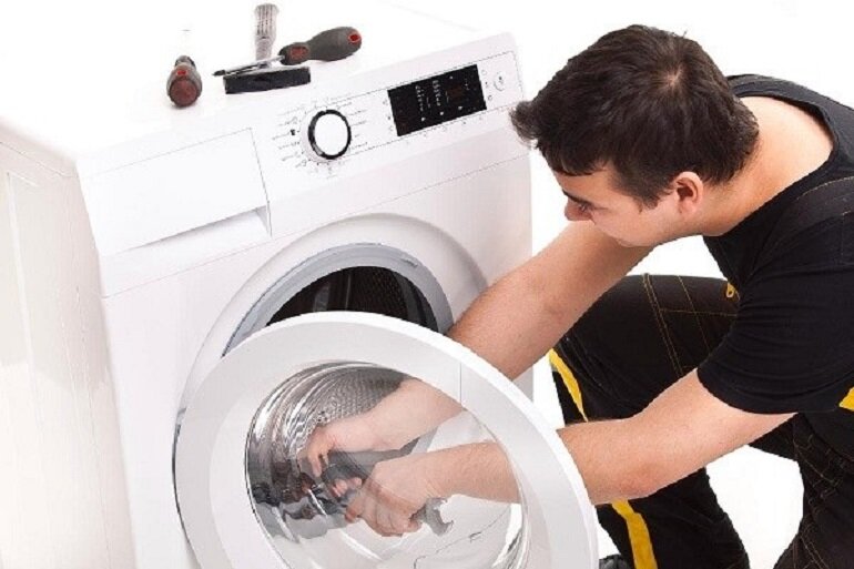 cách làm việc ở máy may bosch