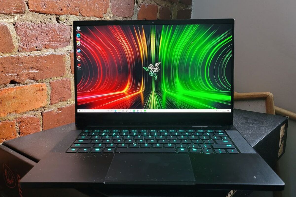Razer Blade 14 (2024) - Cấu hình mạnh, màn đẹp, tản nhiệt hiệu quả