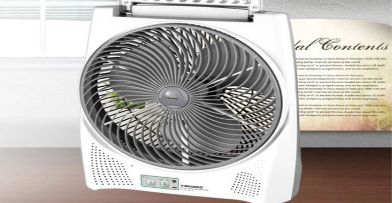 Tiross TS9174 có thời gian sử dụng lên đến 4 – 8 giờ quạt tích điện Tiross TS9174