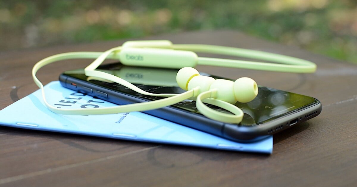 Review Beats Flex: Neckband giá rẻ, pin tốt cho thể thao!