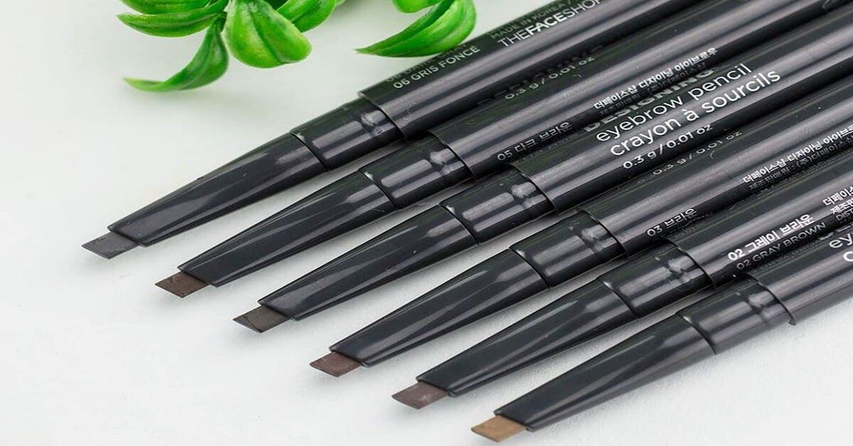 Review bút kẻ mắt The Face Shop nổi tiếng về mỹ phẩm bình dân tại Hàn