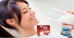 Review chi tiết 2 loại sữa non Pháp Ecolife và Colostrum cho bé