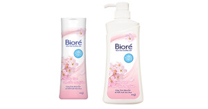 Review chi tiết sữa tắm Biore hoa anh đào cho làn da trắng hồng, ngát hương thơm